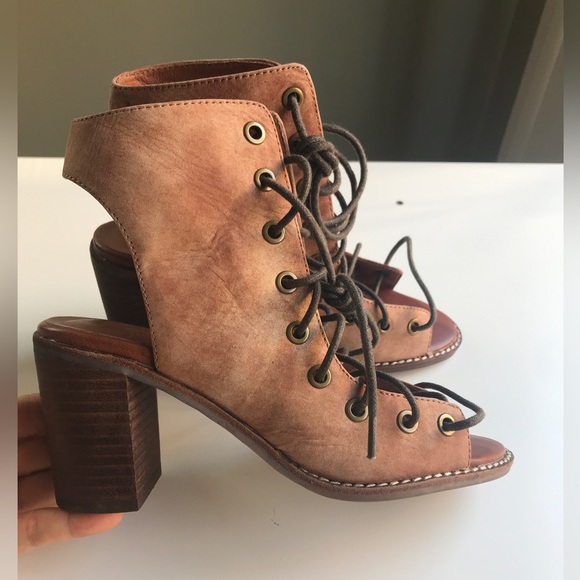 Jeffrey Campbell X Free people Minimal Lace Up Heels Size: 6 - Picture 1 of 15